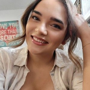 Meet your Posher, Natalie